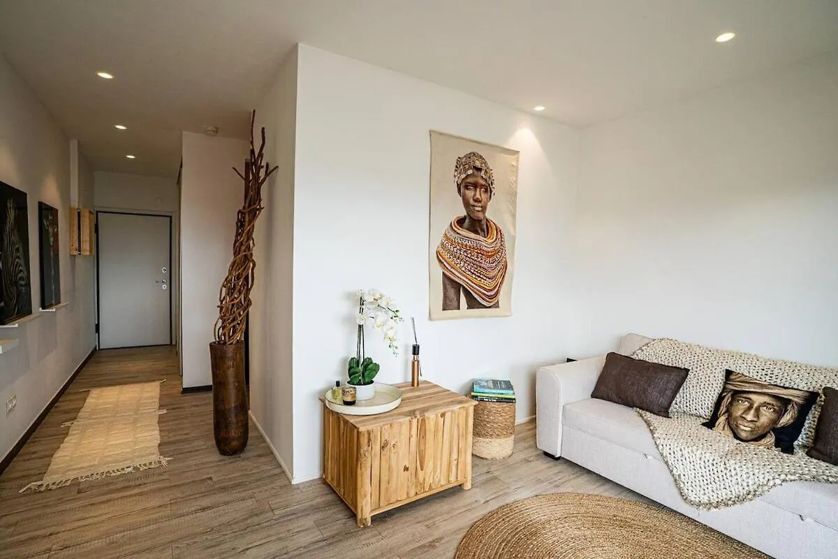 Condo Ouana With Pool Baie Nettle 0*,